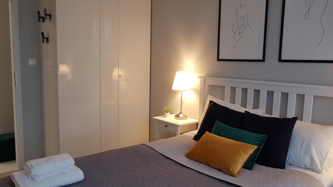 Grochowska Apartment وارسو المظهر الخارجي الصورة