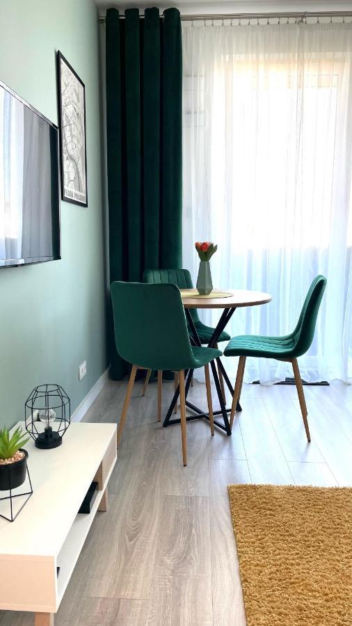 Grochowska Apartment وارسو المظهر الخارجي الصورة